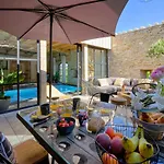 Loft Avec Piscine Interieure Et Alzonne
