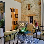 Prázdninový dům Loft Avec Piscine Interieure Et Alzonne