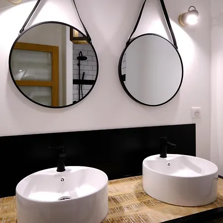 Casa vacanze Luxe Pour 2 Avec Piscine Intérieure Privee - Terrasse Et De Golf Alzonne