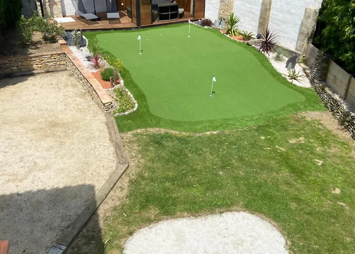 Sejour Luxe Pour 2 Avec Piscine Interieure Privee - Terrasse Et De Golf בית נופש Alzonne